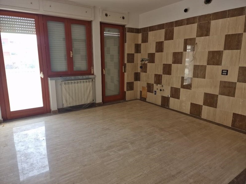Trilocale in Affitto a Carrara, zona Marina di Carrara, 900€, 70 m²