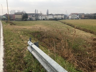 Terreno edificabile in Vendita a Corbola, 93'000€, 2157 m²
