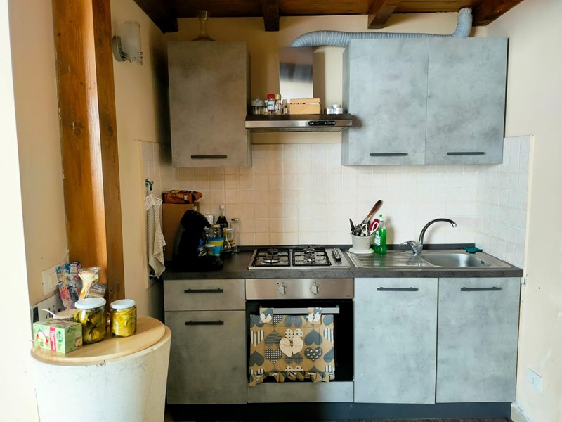 Bilocale in Affitto a Livorno, zona stazione, 45 m², arredato