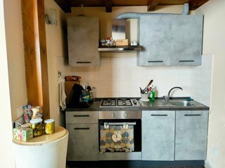 Bilocale in Affitto a Livorno, zona stazione, 45 m², arredato