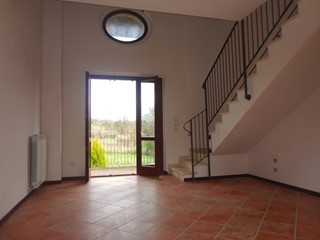 Quadrilocale in Vendita a Montalcino, 70'000€, 62 m², con Box
