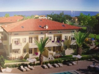 Quadrilocale in Vendita a Carrara, zona Marina di Carrara, 310'000€, 107 m²