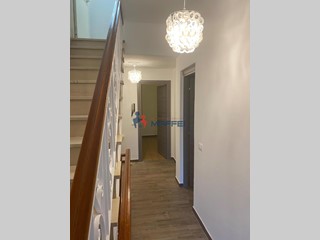 Casa Indipendente in Vendita a Viareggio, 350'000€, 130 m², arredato