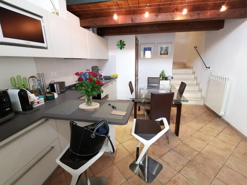 Casa Indipendente in Vendita a Cascina, zona Navacchio, 198'000€, 85 m², arredato