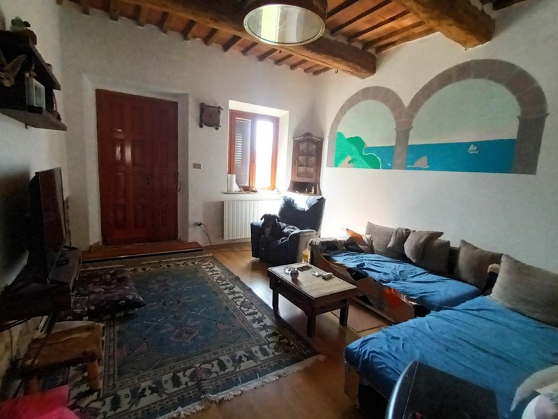 Casa Indipendente in Vendita a Capannori, 500'000€, 250 m²