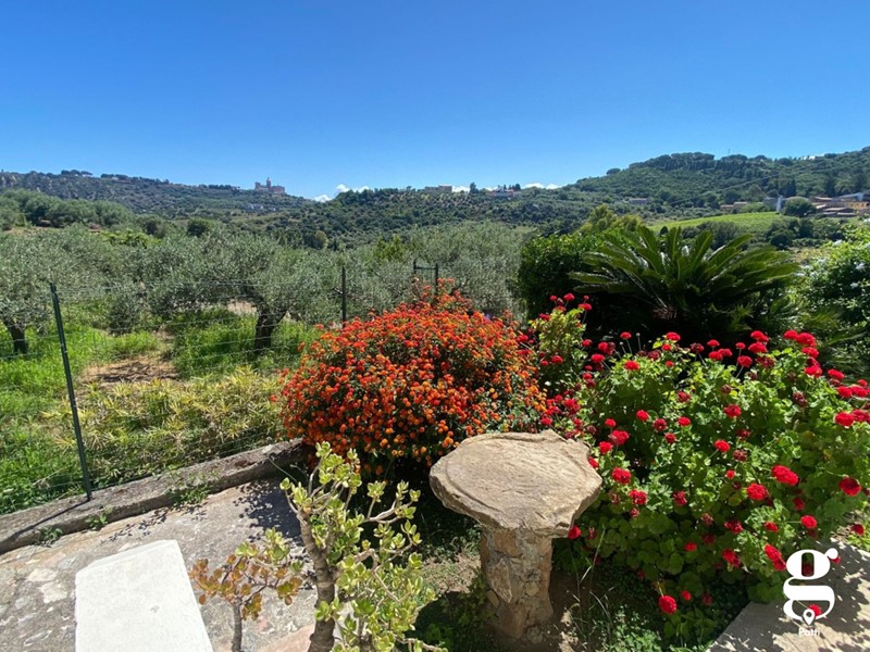 Villa in Affitto a Patti, 120 m², arredato