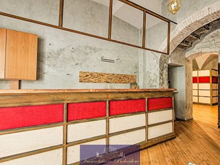 Capannone in Vendita a Firenze, zona Oltrarno, 380'000€, 144 m²