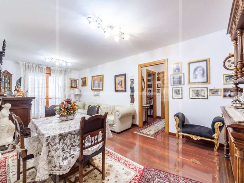 Trilocale in Vendita a Roma, 265'000€, 72 m²