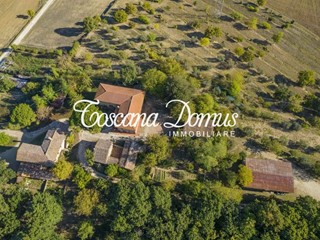 Casale in Vendita a Sovicille, zona Montarrenti, 1'250'000€, 1410 m², arredato