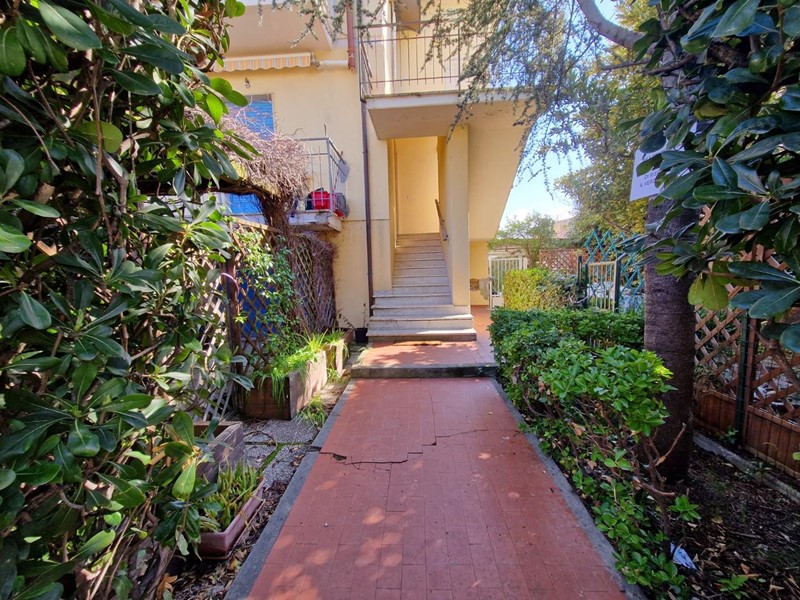 Trilocale in Affitto a Rosignano Marittimo, zona Vada, 1'800€, 65 m², arredato