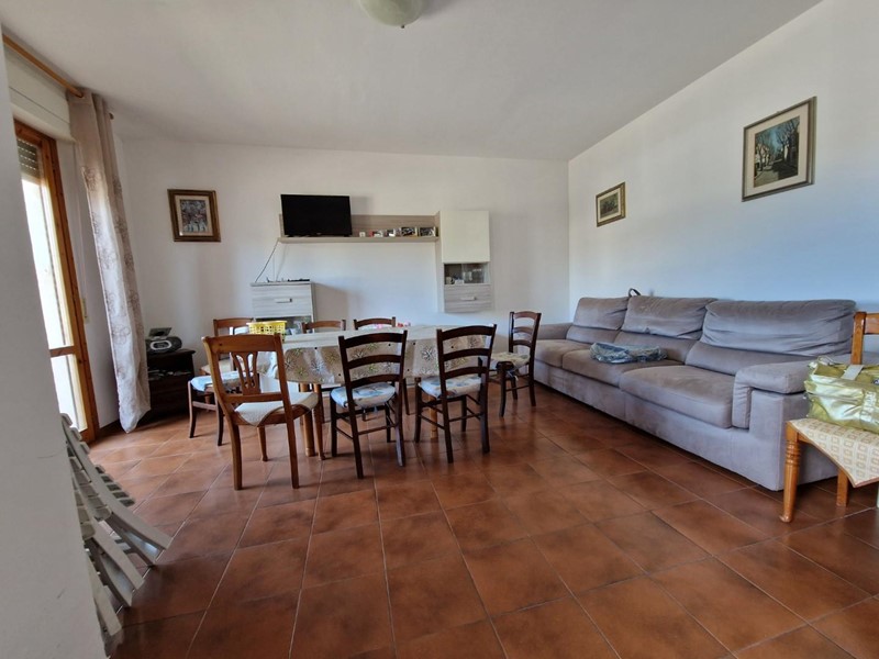 Trilocale in Affitto a Rosignano Marittimo, zona Vada, 2'000€, 80 m², arredato