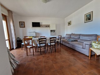 Trilocale in Affitto a Rosignano Marittimo, zona Vada, 2'000€, 80 m², arredato
