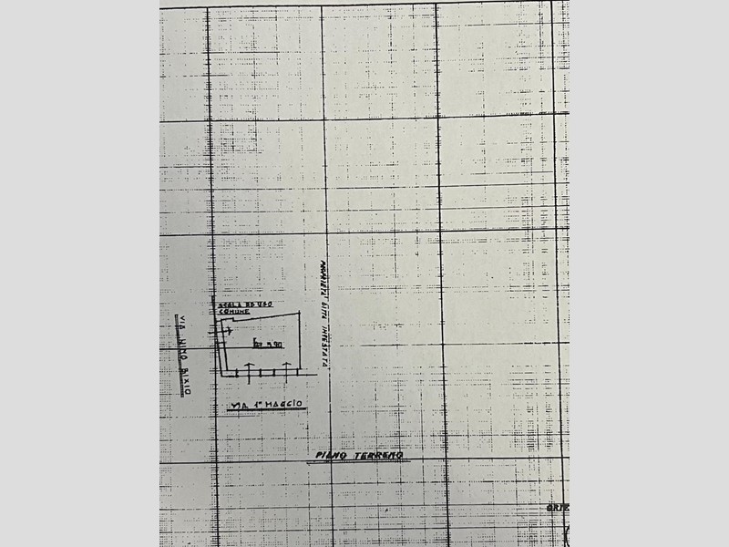 Immobile commerciale in Affitto a Pontedera, 450€, 30 m²