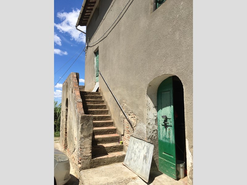 Casa di corte in Vendita a Palaia, zona San Gervasio, 95'000€, 120 m²