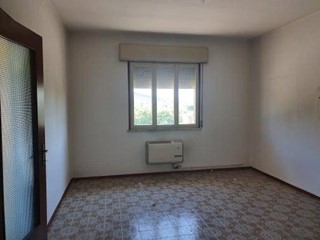 Immobile commerciale in Vendita a Pramaggiore, 435'000€, 1297 m²