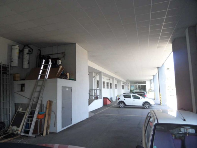 Immobile commerciale in Vendita a San Martino di Lupari, 858'000€, 1904 m²