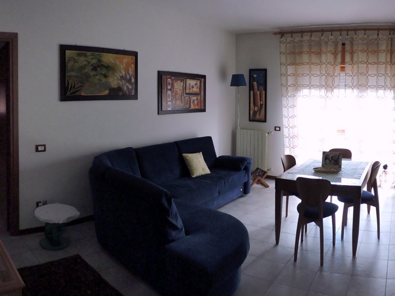 Attico in Vendita a Aulla, 115'000€, 105 m², arredato, con Box