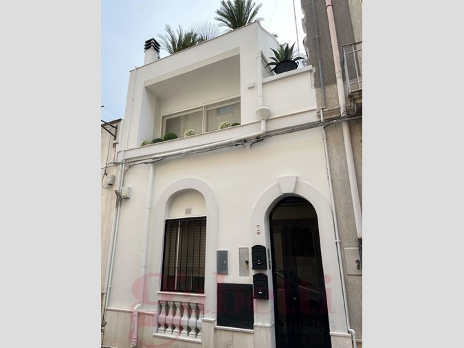 Bilocale in Vendita a Brindisi, 145€, 83 m²
