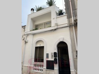 Bilocale in Vendita a Brindisi, 145€, 83 m²