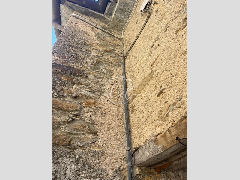 Casa Semi Indipendente in Vendita a Stazzema, zona Levigliani, 77'000€, 70 m², arredato