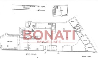 Immobile commerciale in Vendita a La Spezia, zona Centro, 370'000€, 340 m²