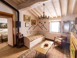 Quadrilocale in Vendita a Monterotondo Marittimo, 35'000€, 66 m², arredato