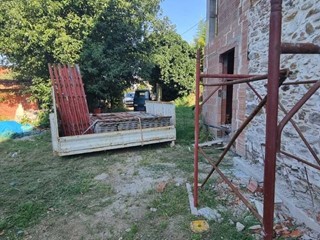 Casa Semi Indipendente in Vendita a Montignoso, 600'000€, 190 m²