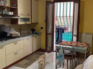 Trilocale in Vendita a Santa Maria a Monte, zona Ponticelli, 79'000€, 55 m², arredato, con Box