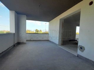 Appartamento in Vendita a Mestrino, 295'000&euro;, 178 m², con Box
