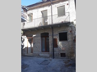 Quadrilocale in Vendita a Orsogna, zona Centro, 60'000€, 65 m²