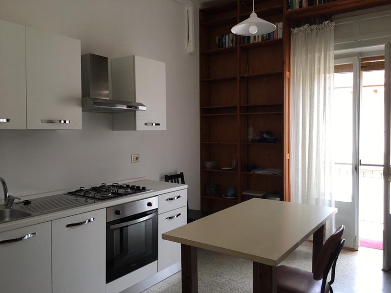 Appartamento in Affitto a Verona, zona Borgo venezia, 1'000€, 100 m², arredato