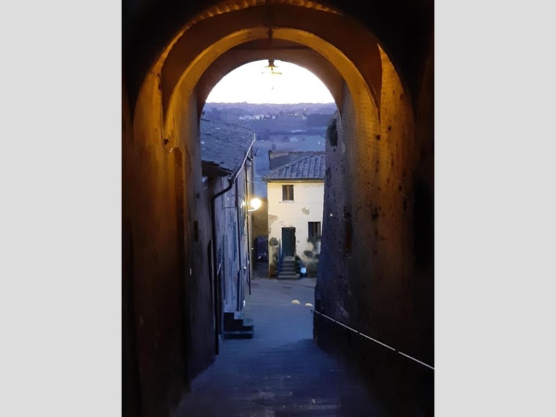 Attività commerciale in Vendita a Peccioli, 85'000€, 100 m²