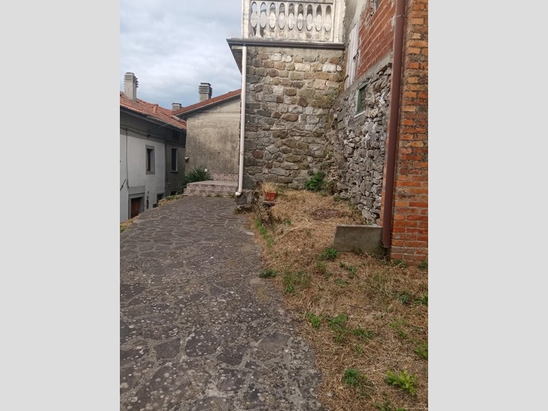 Casa Indipendente in Vendita a Fivizzano, zona Viano, 60'000€, 80 m², arredato