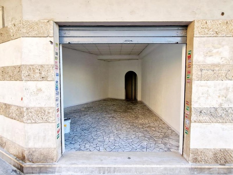 Negozio in Vendita a Roma, 47'000€, 52 m²