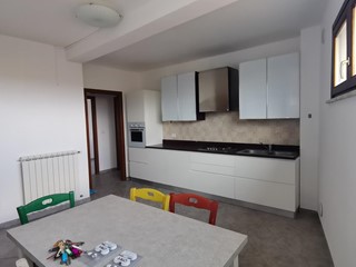 Trilocale in Vendita a Casciana Terme Lari, zona Casciana Terme, 90'000€, 65 m², arredato