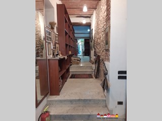 Negozio in Vendita a Carrara, 245'000€, 185 m²