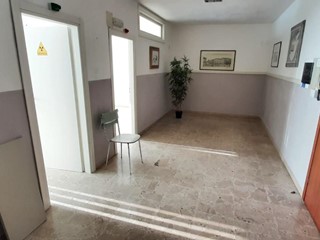 Ufficio in Vendita a Cecina, 55'000€, 55 m²
