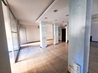 Ufficio in Vendita a Massa, 170'000&euro;, 110 m²
