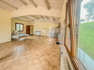 Casa Indipendente in Vendita a Castelplanio, 225'000€, 230 m²