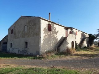 Casa di corte in Vendita a Rosignano Marittimo, zona Vada, 450'000€, 6000 m²