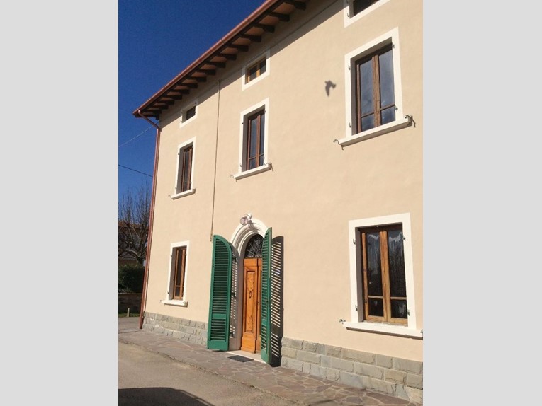 Casa Indipendente in Vendita a Cerreto Guidi, 190'000€, 300 m²