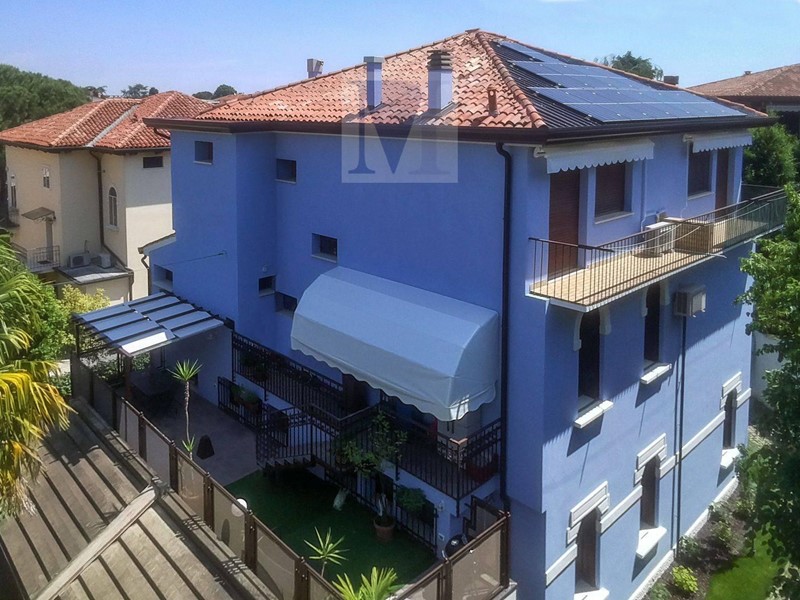 Villa in Vendita a Padova, 1'430'000€, 412 m²