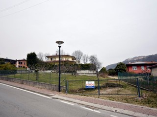 Terreno edificabile in Vendita a Chiampo, 95'000&euro;, 700 m²