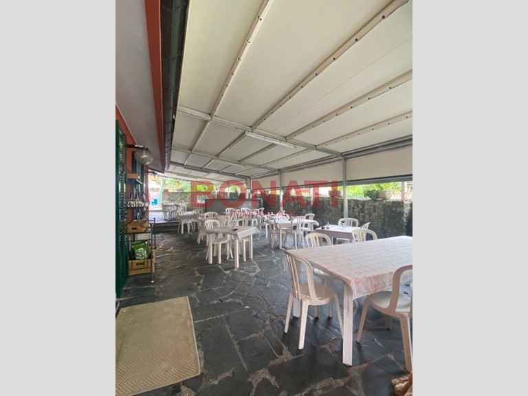 Attività commerciale in Vendita a La Spezia, zona Periferia Nord Ovest, 130'000€, 294 m²