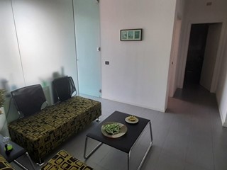 Ufficio in Vendita a Reggio Emilia, zona Gardenia, 155'000€, 80 m²