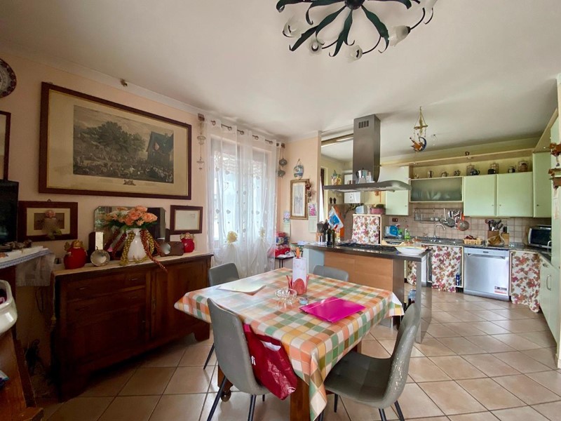 Villetta a schiera in Vendita a Vecchiano, 330'000€, 160 m²
