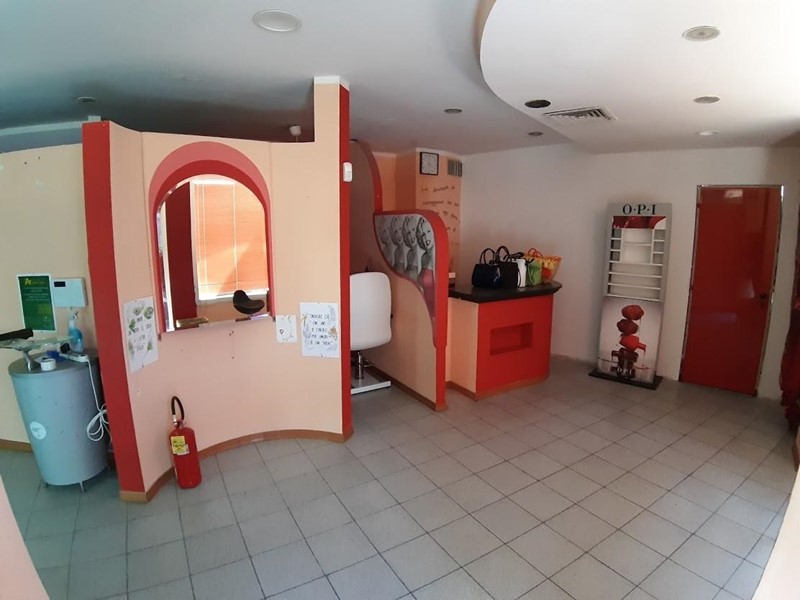 Ufficio in Affitto a Pisa, 250€, 140 m²