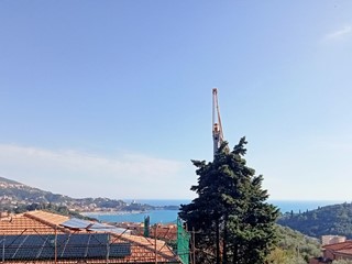 Quadrilocale in Vendita a Lerici, zona Pozzuolo, 360'000&euro;, 85 m²