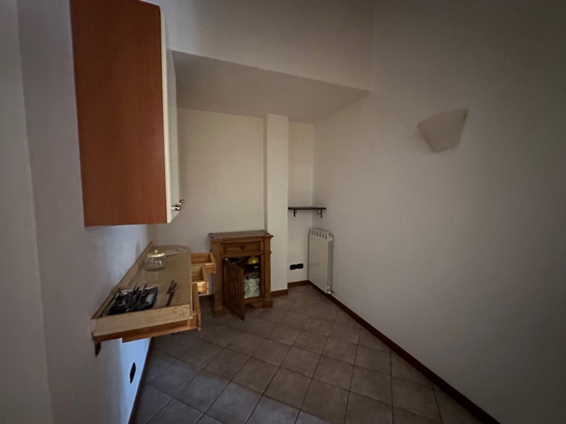 Villetta a schiera in Affitto a Terni, 950€, 200 m²