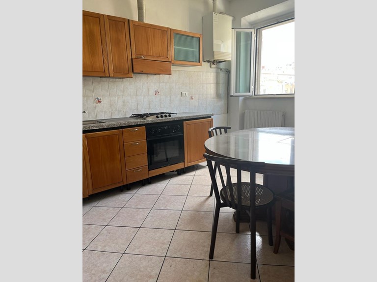 Trilocale in Vendita a San Benedetto del Tronto, 150'000€, 80 m²